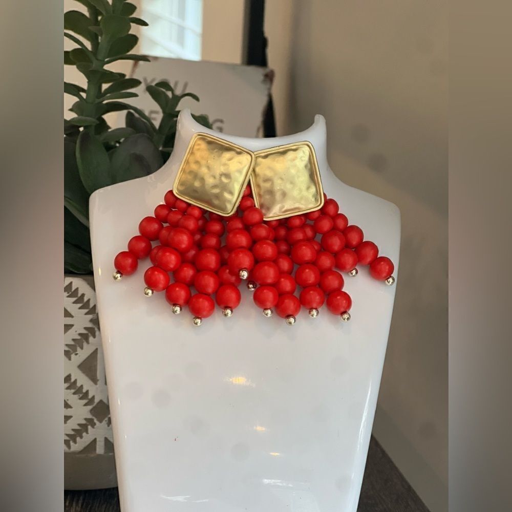 Red Passion Beaded Earrings! - Picture 5 of 6